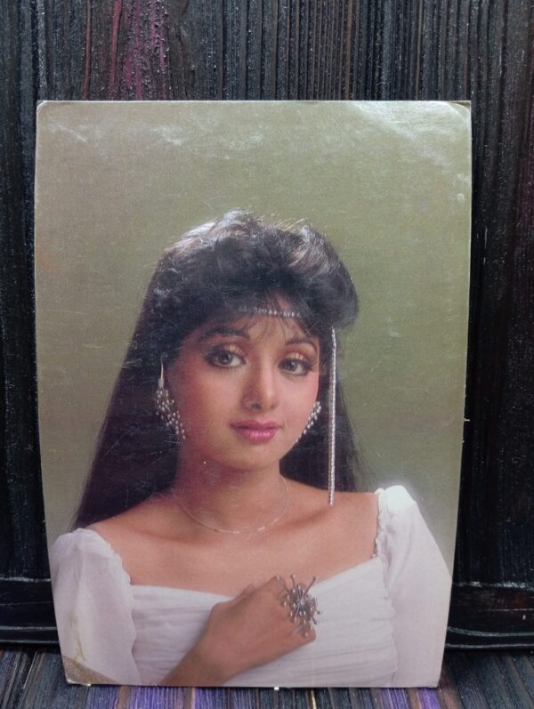 Sridevi * Vintage Bollywood Postcard * (RC) (PC-673)