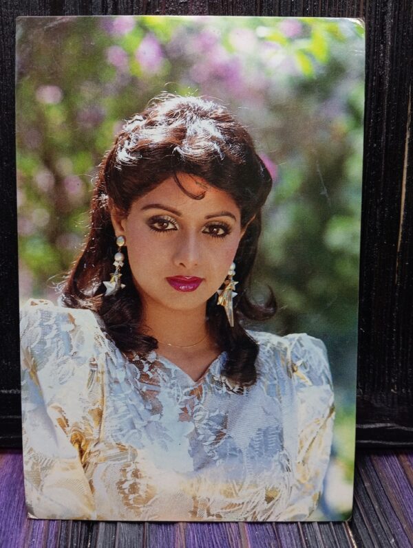 Sridevi * Vintage Bollywood Postcard * (Venus) (F534)