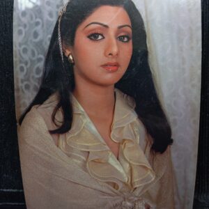 Sridevi * Vintage Bollywood Postcard * (RC) (PC-286)