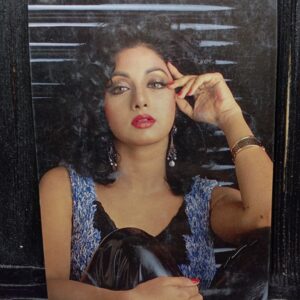 Sridevi * Vintage Bollywood Postcard * (Venus) (642)