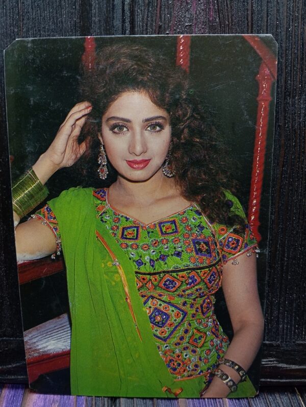 Sridevi * Vintage Bollywood Postcard * (RS) (PC-1802)