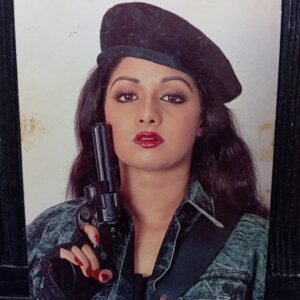 Sridevi * Vintage Bollywood Postcard * (BAP) (1013)