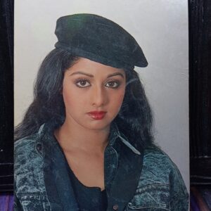 Sridevi * Vintage Bollywood Postcard * (RC) (PC-715)