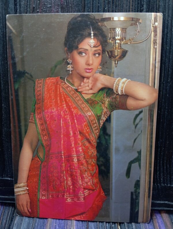 Sridevi * Vintage Bollywood Postcard * (RC) (PC-1143)