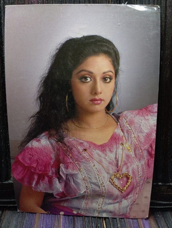 Sridevi * Vintage Bollywood Postcard * (RC) (PC-691)