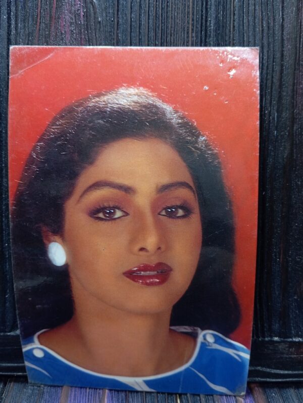 Sridevi * Vintage Bollywood Postcard * (RC) (PC-557)