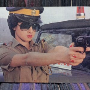 Sridevi * Vintage Bollywood Postcard * (RC) (PC-800)
