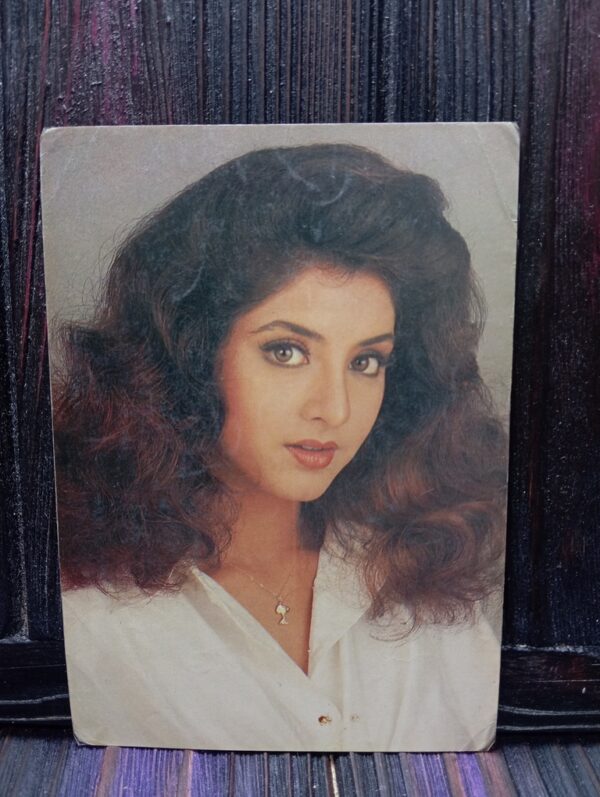 Divya Bharati* Vintage Bollywood Postcard * (PS) (PC-1758)