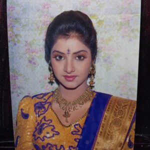 Divya Bharati* Vintage Bollywood Postcard * (PS) (PC-1643)