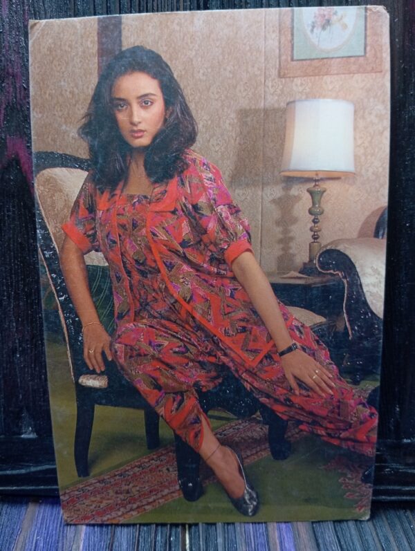 Farha Naaz * Vintage Bollywood Postcard * (RC) (PC-817)