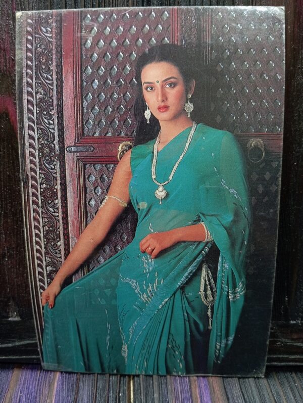 Farha Naaz * Vintage Bollywood Postcard * (RC) (PC-931)