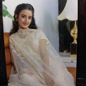 Farha Naaz * Vintage Bollywood Postcard * (Venus) (F521)