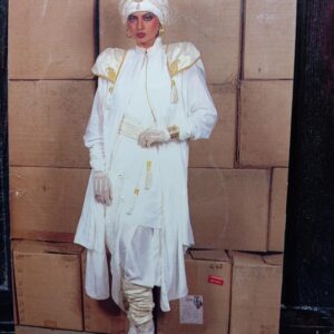 Rekha * Vintage Bollywood Postcard * (RC) (PC 687)