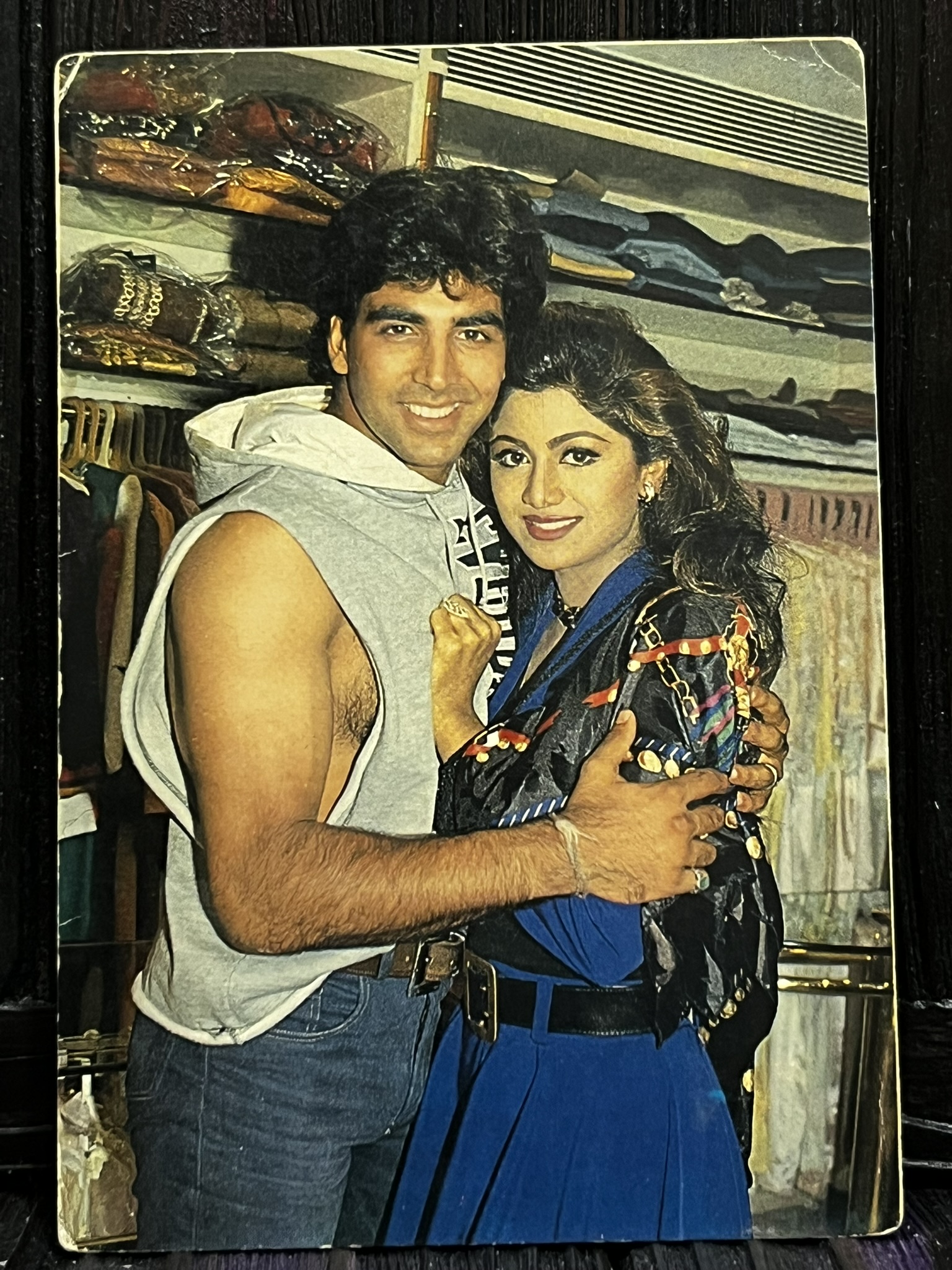 Shilpa Shetty Akshay Kumar * Vintage Bollywood Postcard * (Crown) (WN)