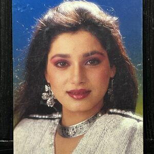 Neelam Kothari * Vintage Bollywood Postcard * (RC) (PC-844)
