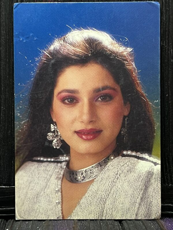 Neelam Kothari * Vintage Bollywood Postcard * (RC) (PC-844)