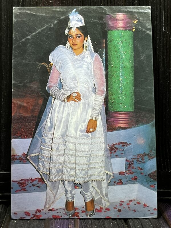 Jaya Pradha * Vintage Bollywood Postcard * (CCC) (WN)