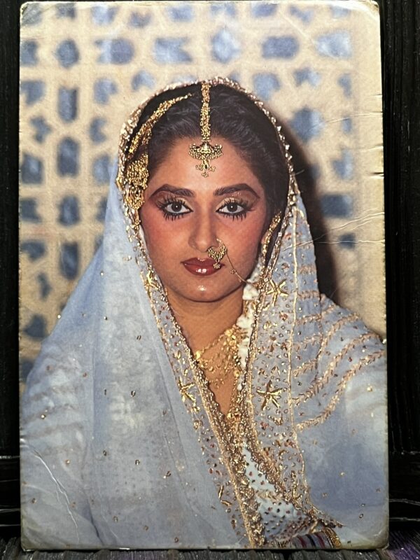Jaya Pradha * Vintage Bollywood Postcard * (RC) (PC-517)