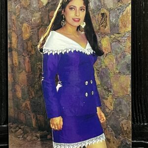 Juhi Chawla * Vintage Bollywood Postcard * (RS) (PC-2249)