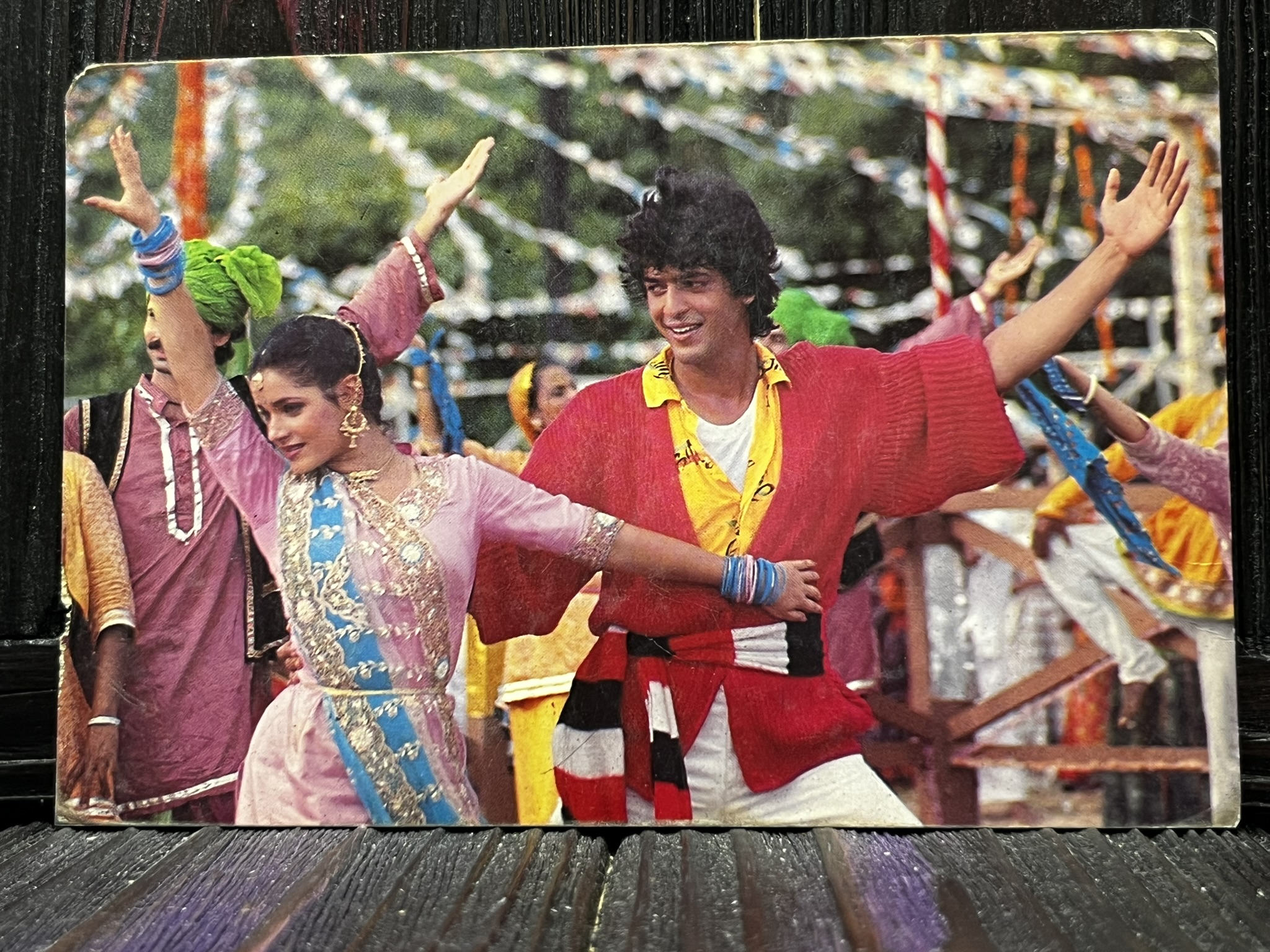 Neelam Kothari Chanky Panday * Vintage Bollywood Postcard * (BAP) (1115)