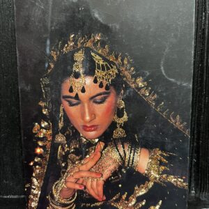 Amrita Singh * Vintage Bollywood Postcard * (BAP) (1414)