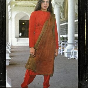 Amrita Singh * Vintage Bollywood Postcard * (RC) (PC-280)