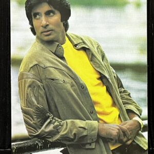 Amitabh Bachchan * Vintage Bollywood Postcard * (RC) (PC-180)