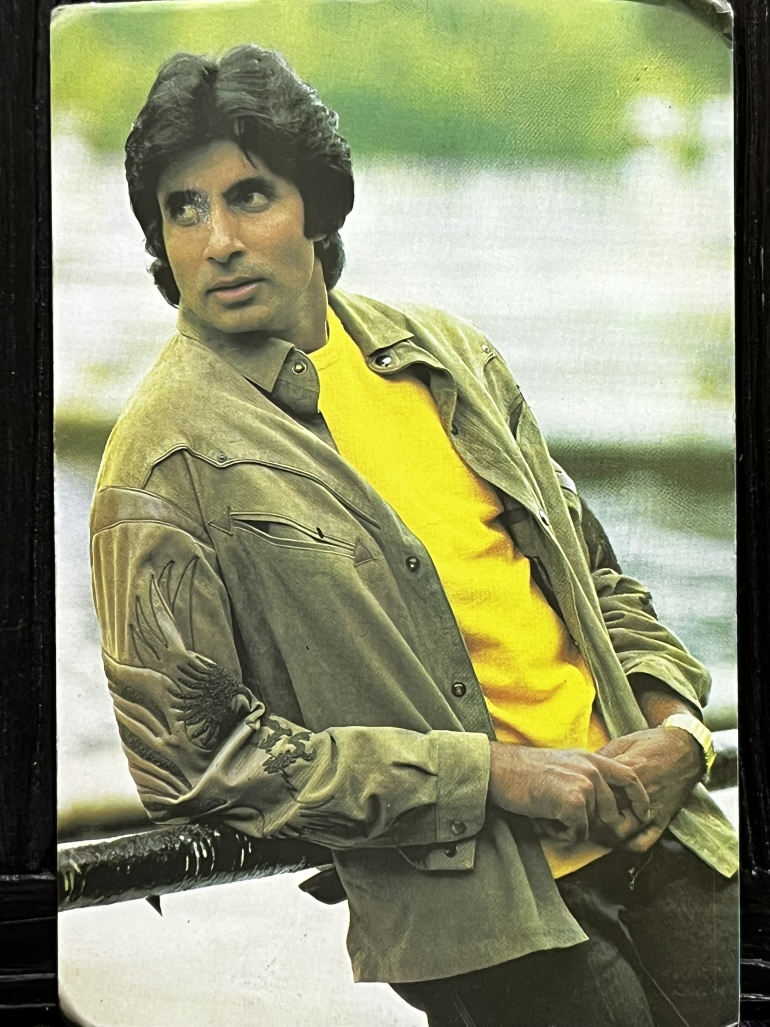 Amitabh Bachchan * Vintage Bollywood Postcard * (RC) (PC-180)