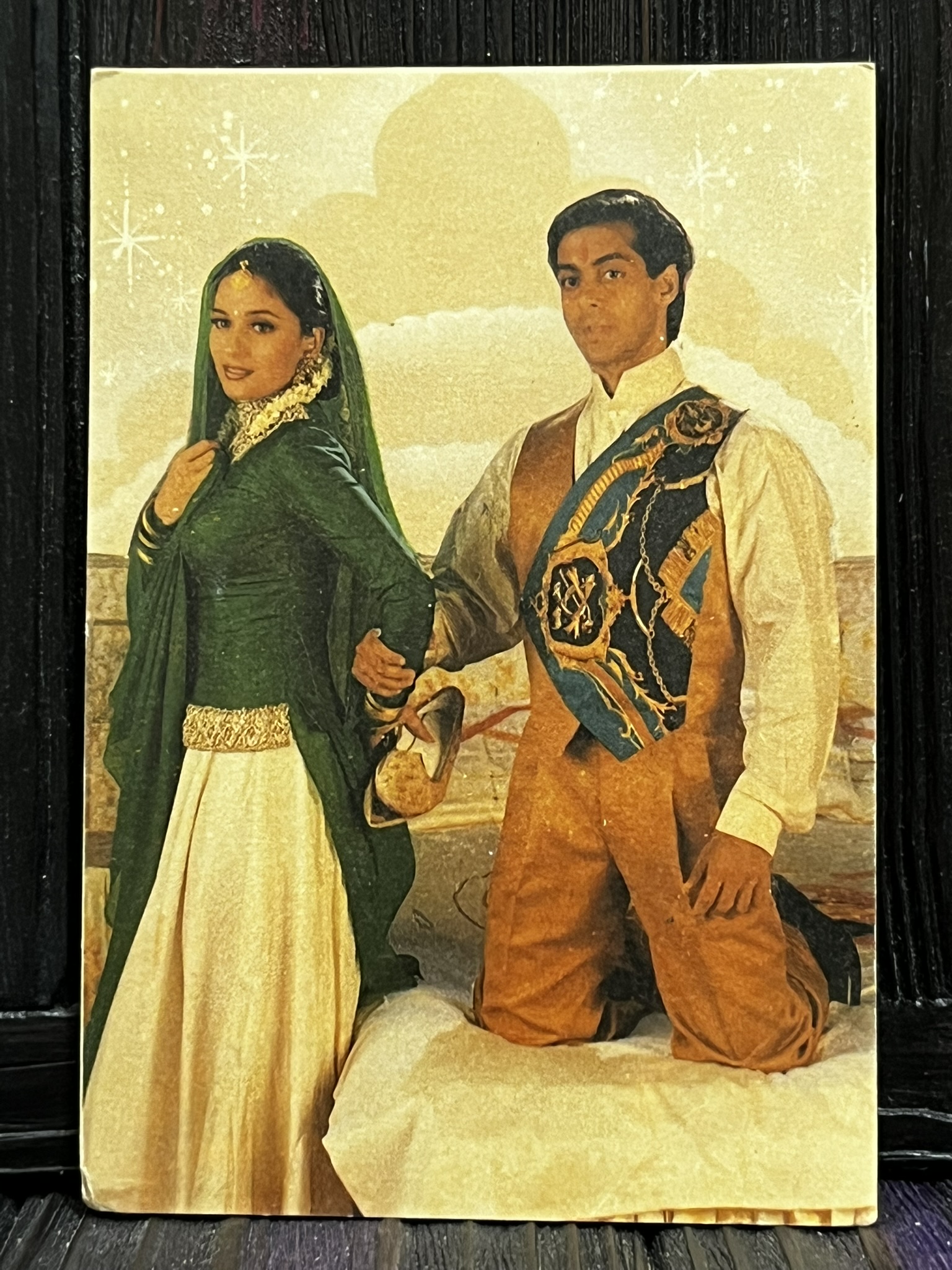 Madhuri Dixit Salman Khan * Vintage Bollywood Postcard * (Tiki) (WN)