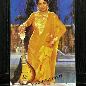 Madhuri Dixit * Vintage Bollywood Postcard * (UC) (WN)