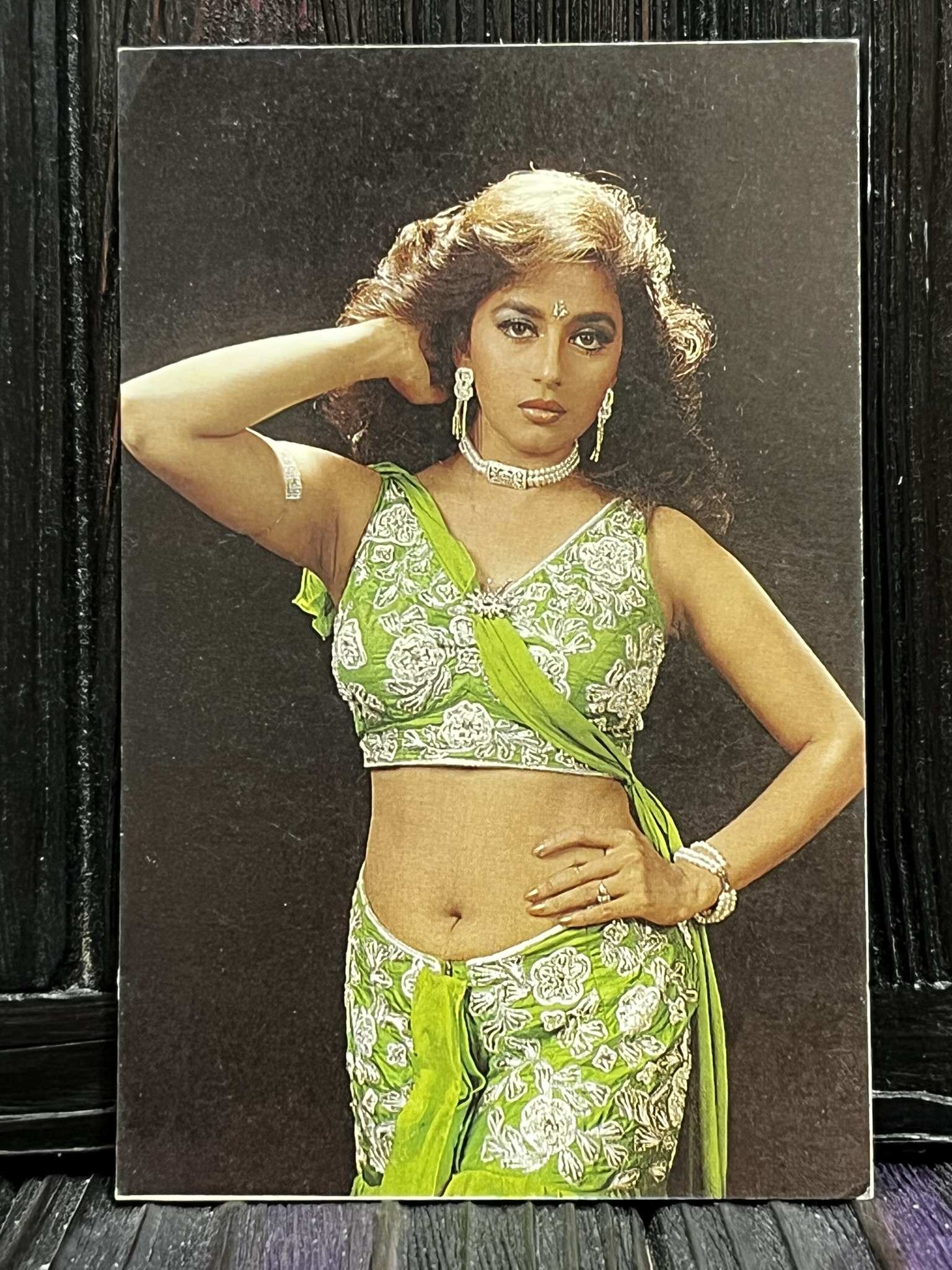 Madhuri Dixit * Vintage Bollywood Postcard * (Paradise) (WN)