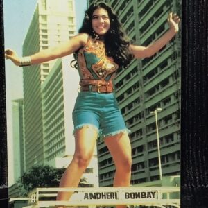 Kajol Devgn * Vintage Bollywood Postcard * (RC) (WN)