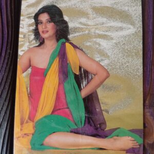 Moon Moon Sen * Vintage Bollywood Postcard * (Venus) (F 27)