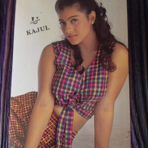 Kajol Devgn * Vintage Bollywood Postcard * (UC) (WN)