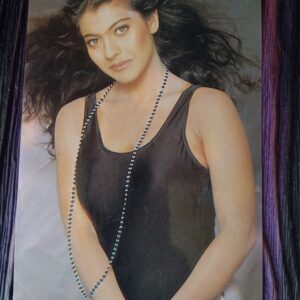 Kajol Devgn * Vintage Bollywood Postcard * (UC (WN)