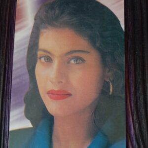 Kajol Devgn * Vintage Bollywood Postcard * (Premi) (WN)