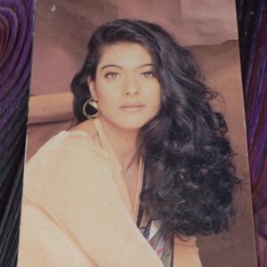Kajol Devgn * Vintage Bollywood Postcard * (NCC) (5219)