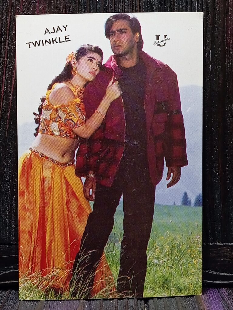 Twinkle Khanna Ajay Devgn * Vintage Bollywood Postcard * (UC) (WN)