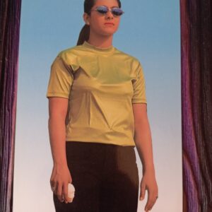 Kajol Devgn * Vintage Bollywood Postcard * (RC) (WN)