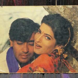 Twinkle Khanna Ajay Devgn * Vintage Bollywood Postcard * (Jain) (10774)