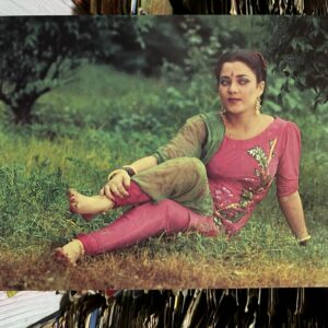 Mandakini * Vintage Bollywood Postcard * (Venus) (f 171)