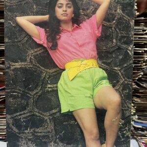 Juhi Chawla * Vintage Bollywood Postcard * (RC) (PC-856)