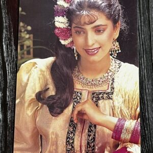Juhi Chawla * Vintage Bollywood Postcard * (BAP) (1406)