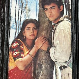 Juhi Chawla Aamir Khan * Vintage Bollywood Postcard * (BAP) (956)