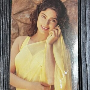 Juhi Chawla * Vintage Bollywood Postcard * (UC) (WN)