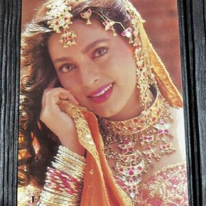Juhi Chawla * Vintage Bollywood Postcard * (UC) (WN)