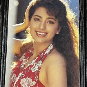 Juhi Chawla * Vintage Bollywood Postcard * (PC) (PC 2504)