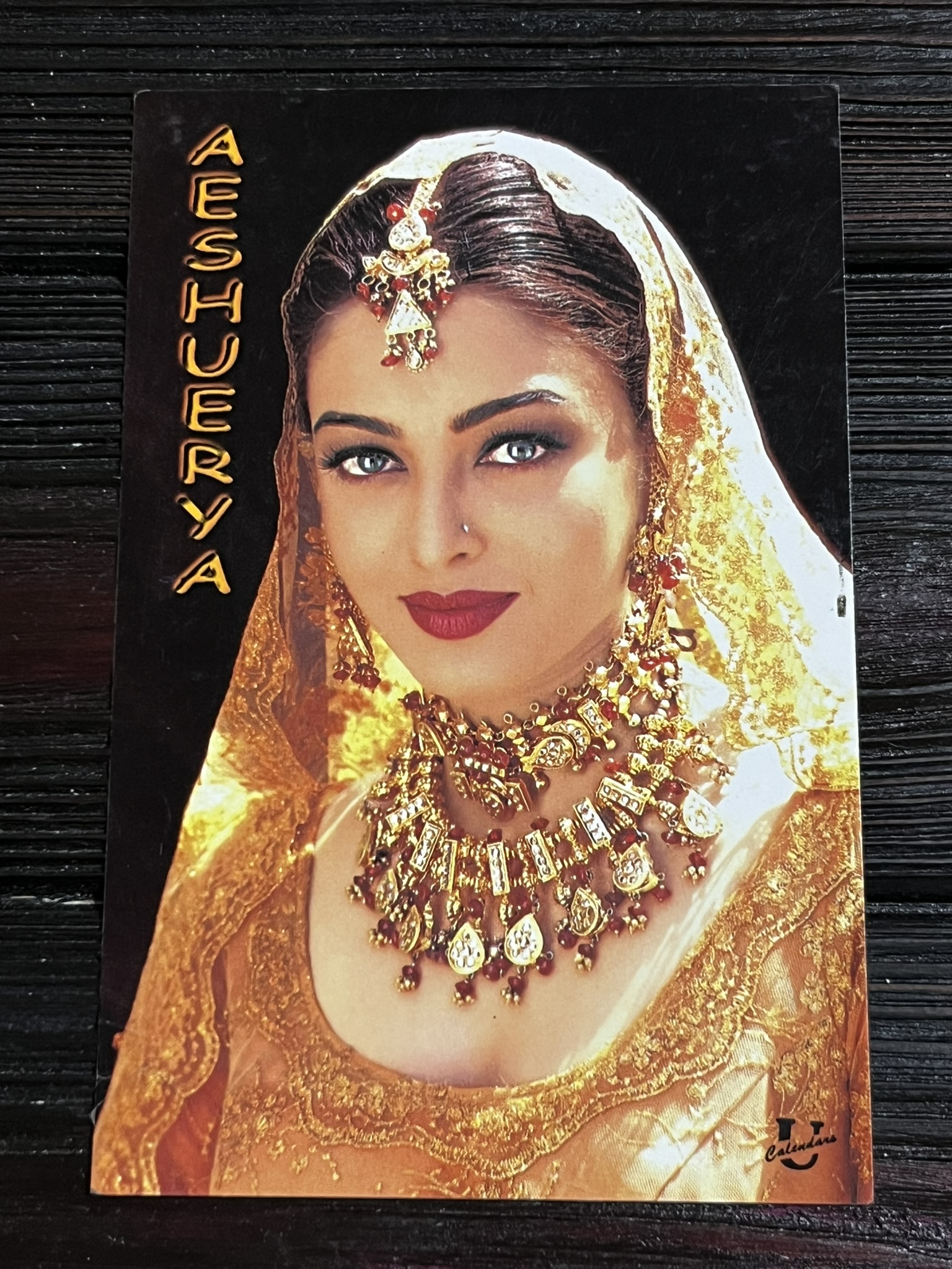 Aishwarya Rai Bachchan * Vintage Bollywood Postcard * (UC) (WN)
