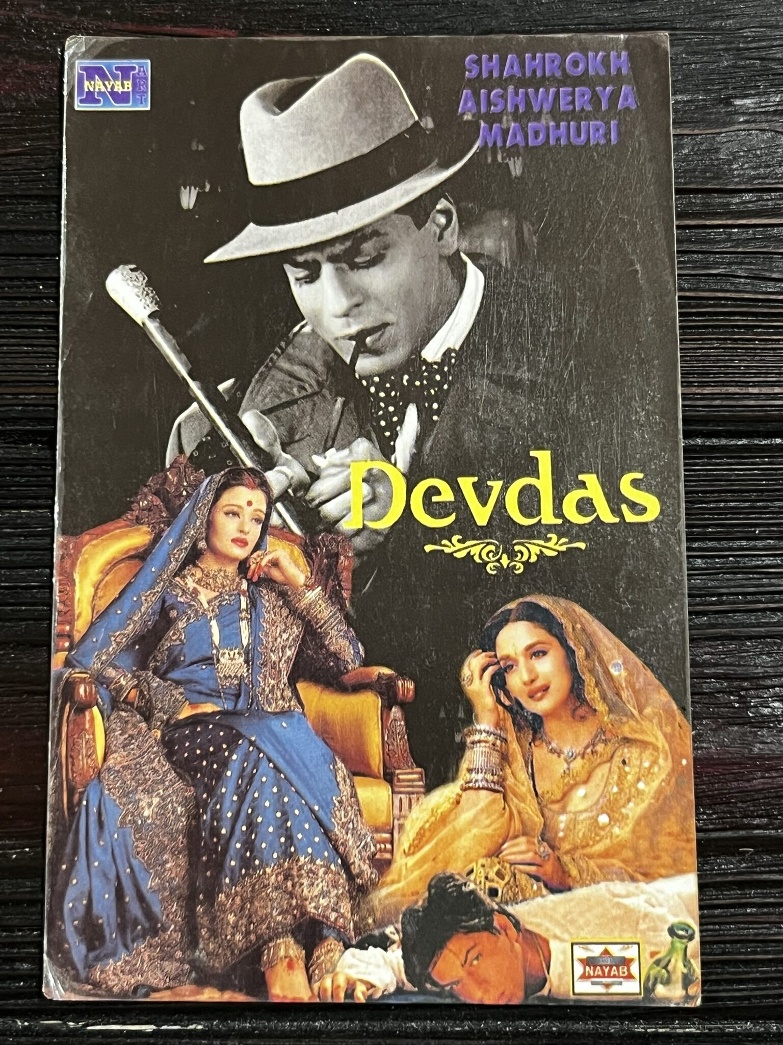 Aishwarya Rai Bachchan Shahrukh Khan Madhuri * Vintage Bollywood Postcard * (WN) (WN)