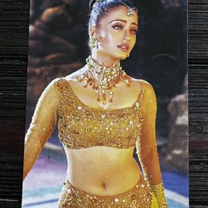 Aishwarya Rai Bachchan * Vintage Bollywood Postcard * (NP) (WN)